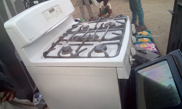 USA-used Gas Cooker + Oven For Sale - Image 3