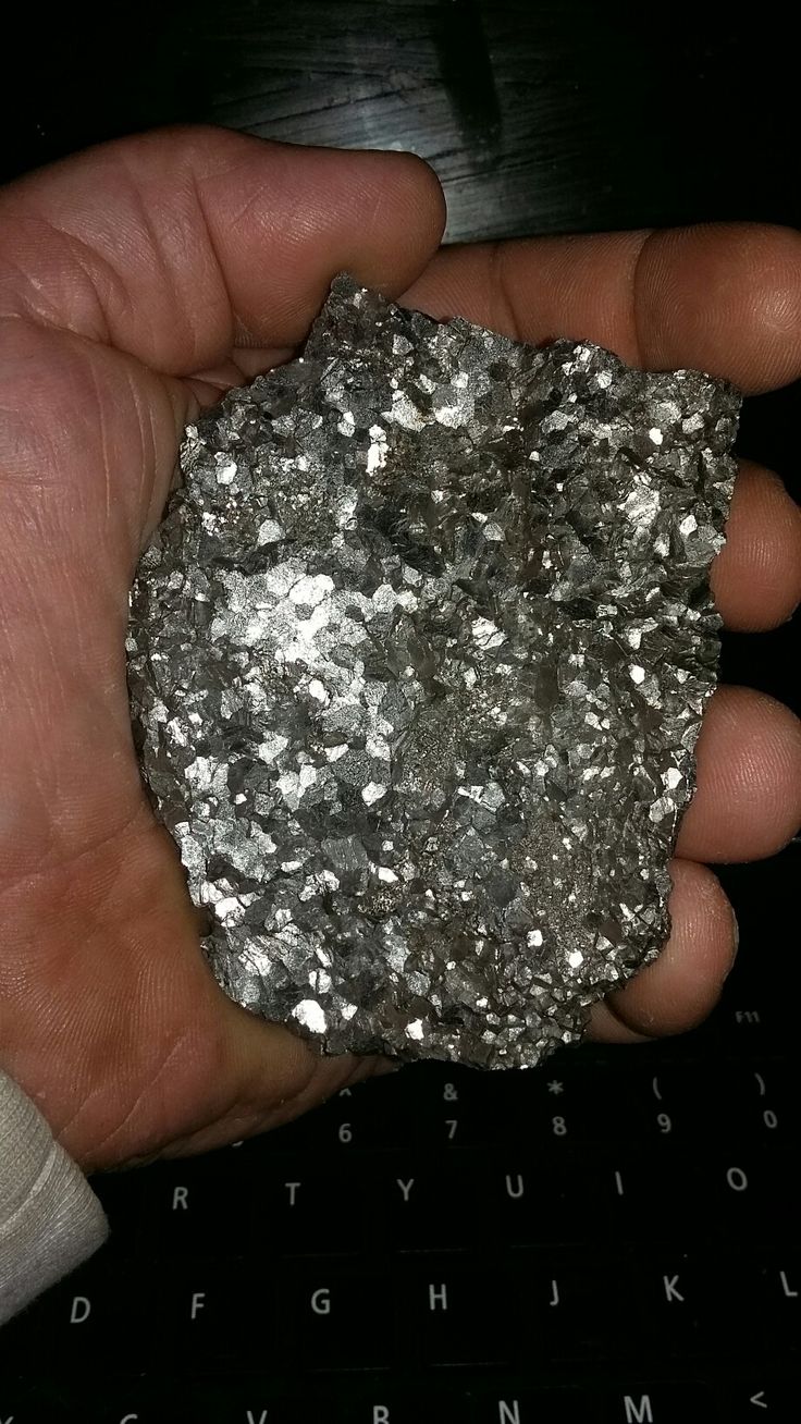 Platinum for sale $1,350–1,415 USD per troy ounce