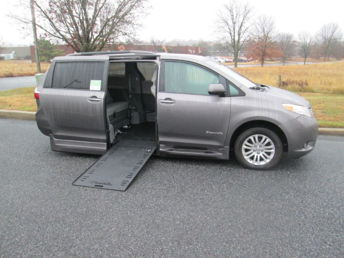 fairly used Toyota Handicapped Vans For Sale - Mobility Works