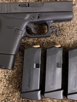 Glock 43 FOR SALE WITH REFILLS