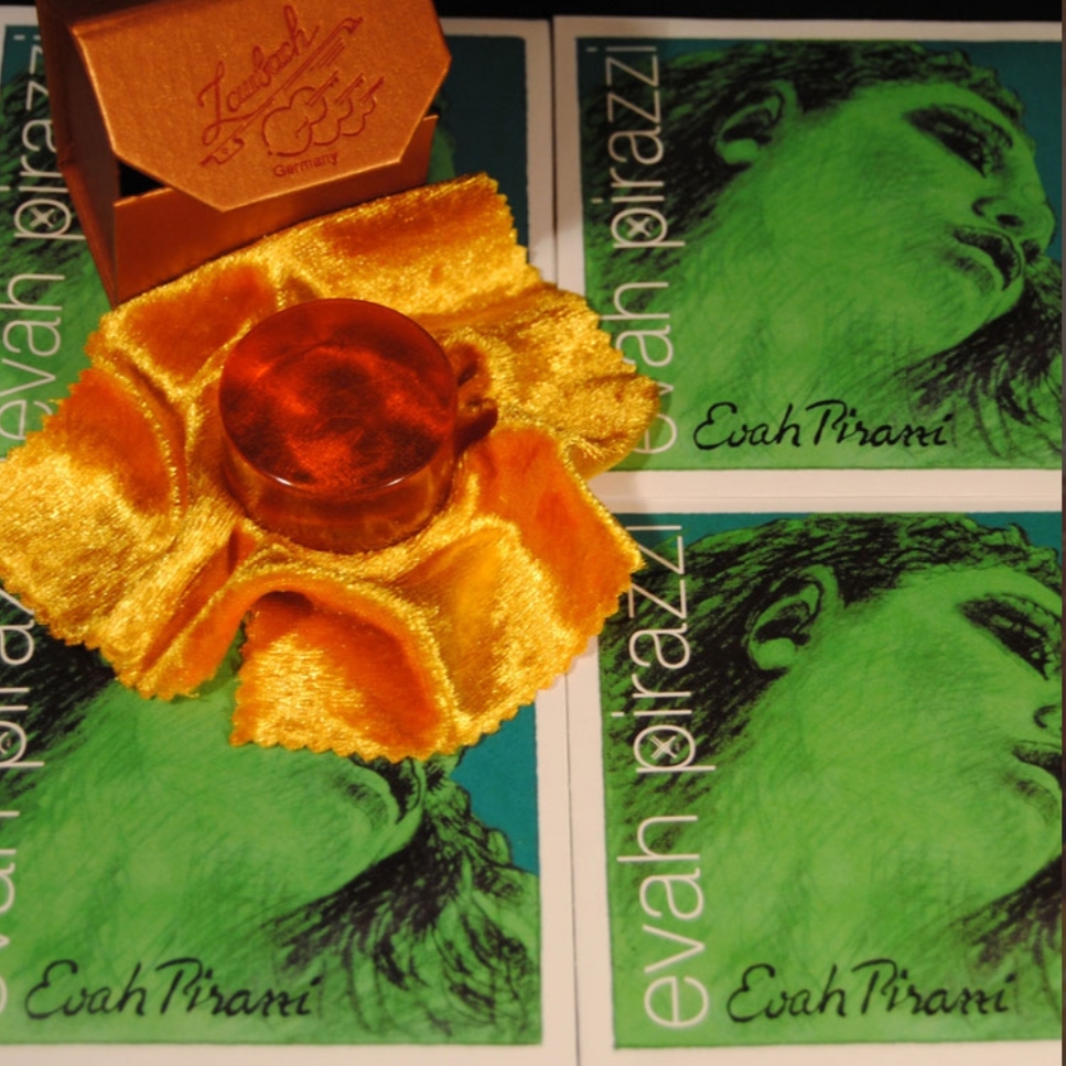 Pirastro - Evah Pirazzi Violinstrings SET + Laubach Gold Rosin for Violin